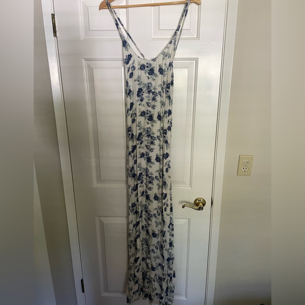 Reformation white floral dress, size medium
